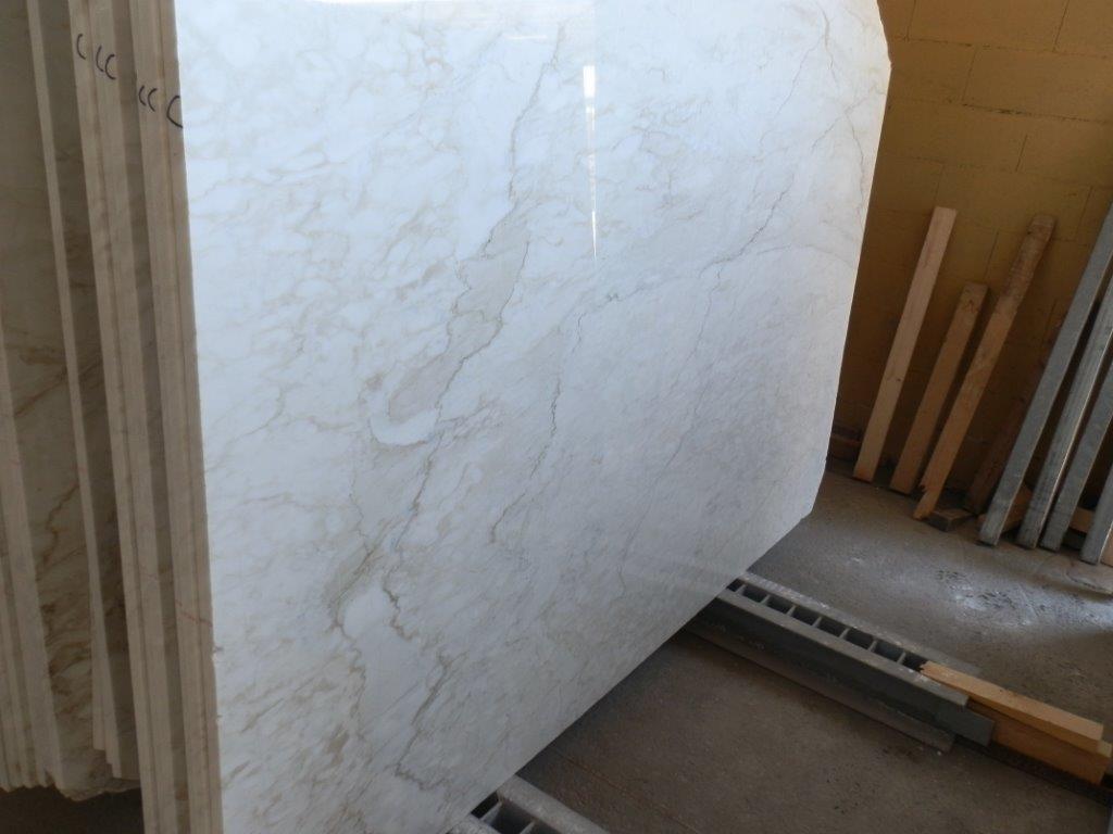 Calacatta Oro marble slabs in the UK