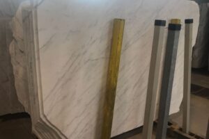 Statuarietto Slabs in the UK Statuarietto slabs in the UK