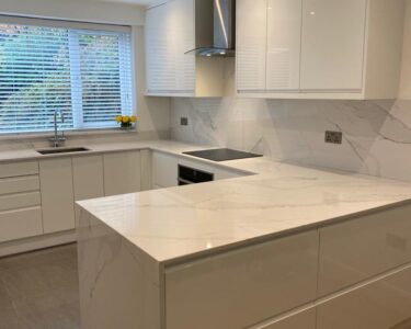 Calacatta Oro Quartz Worktop