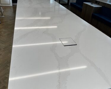 Et Calacatta Silestone Quartz Top